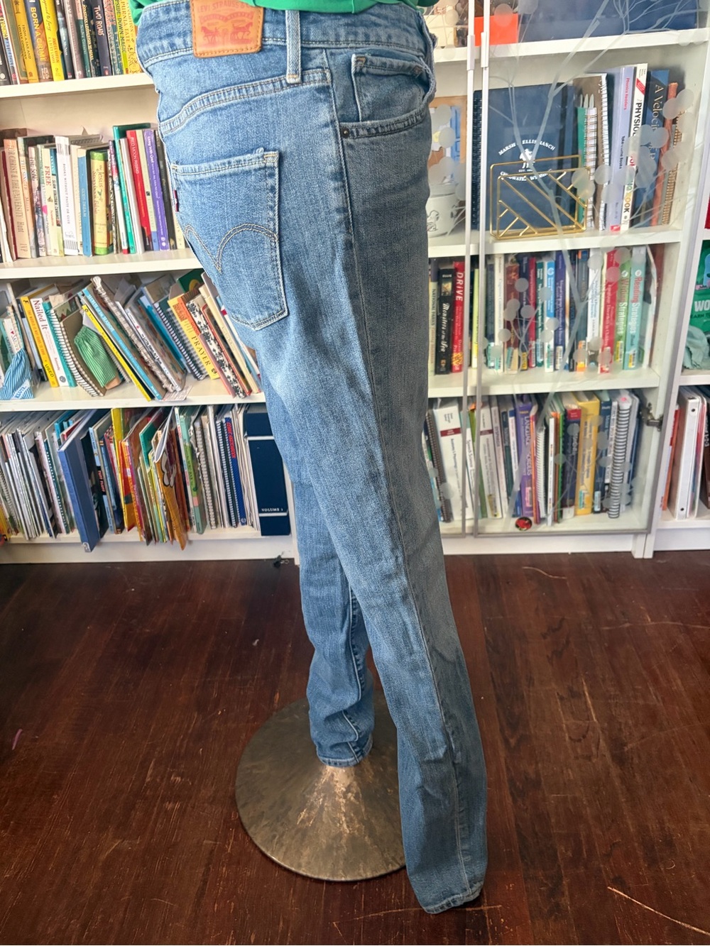 721 High Rise Skinny - Picture 2 of 7